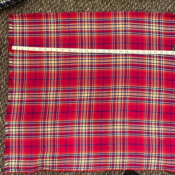 Retro Vintage Wool Fabric 55” x 28” piece - Picture 2 of 3